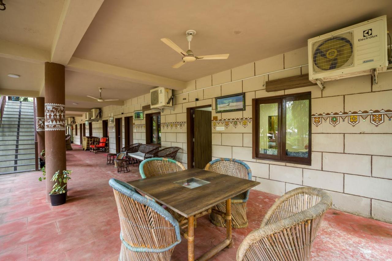 Vananchal Resort Jambughoda Bagian luar foto